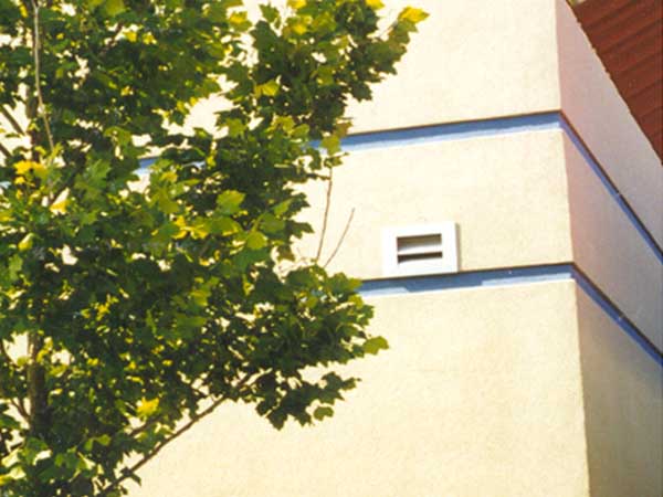 Friss_voor_SoftWash_reiniging_behandeling_gevel_stuc_woning_mos_aanslag_vuil_zwart_strepen_schoon_behandeling_reiniging Friss_voor_SoftWash_reiniging_behandeling_gevel_stuc_woning_mos_aanslag_vuil_zwart_strepen_schoon_behandeling_reiniging