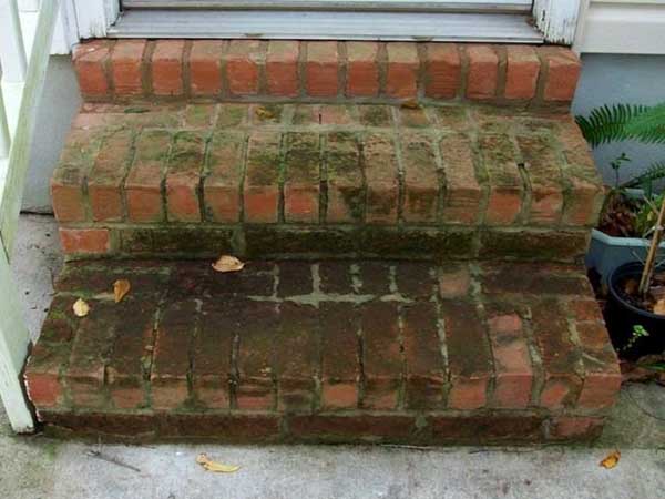 separator_Friss_voor_SoftWash_bestrating_trap_buiten_mos_korstmos_aanslag_groen_vuil_voor separator_Friss_voor_SoftWash_bestrating_trap_buiten_mos_korstmos_aanslag_groen_vuil_voor