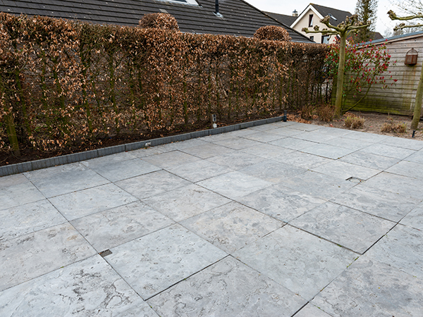 FrissvoorSoftWash_tuin_bestrating_natuursteen_behandeling_reiniging_schoon_huis_na FrissvoorSoftWash_tuin_bestrating_natuursteen_behandeling_reiniging_schoon_huis_na